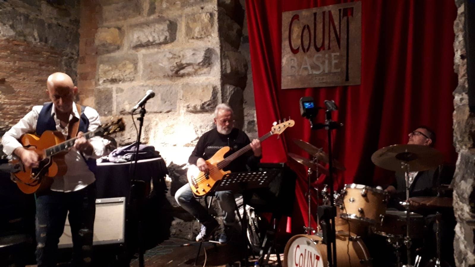 aprire-un-locale-notturno.jpg