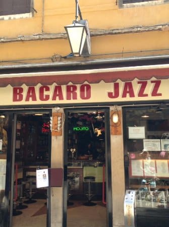 aprire-un-locale-notturno.jpg